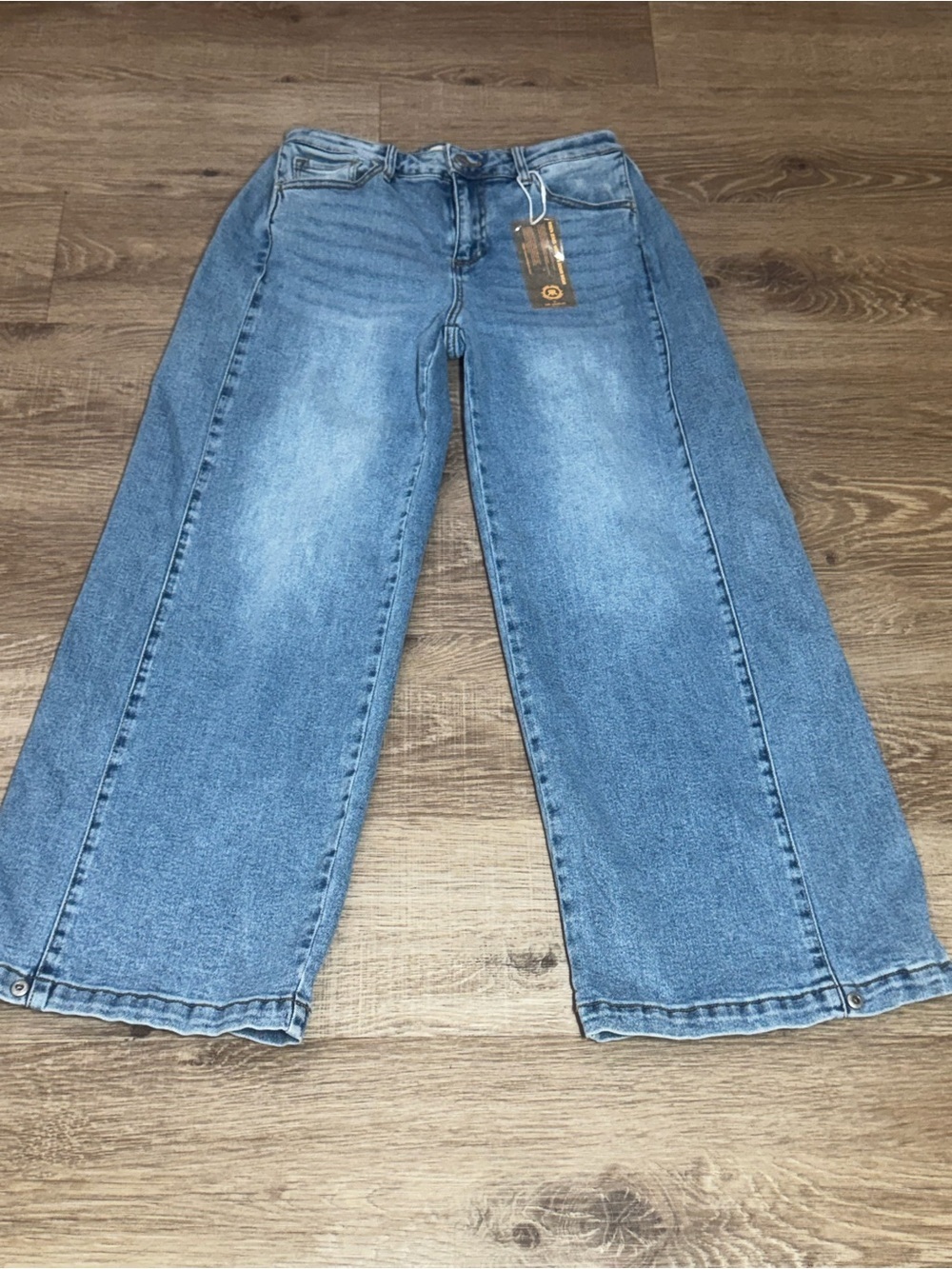 Risen Wide Leg Snap Hem Jeans NWT Light Wash High Rise Size 7/28